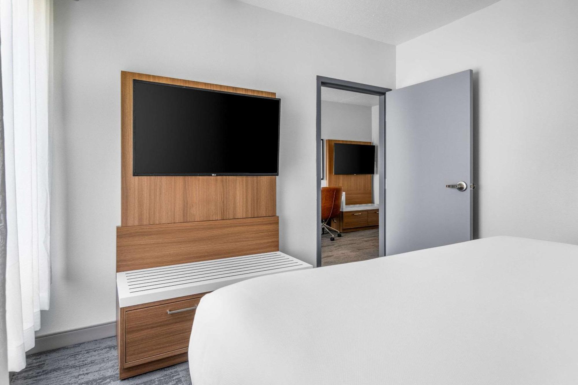 Comfort Inn & Suites Йорк Экстерьер фото