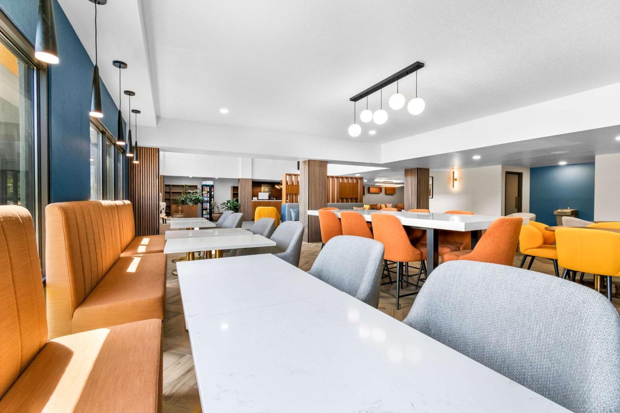 Comfort Inn & Suites Йорк Экстерьер фото