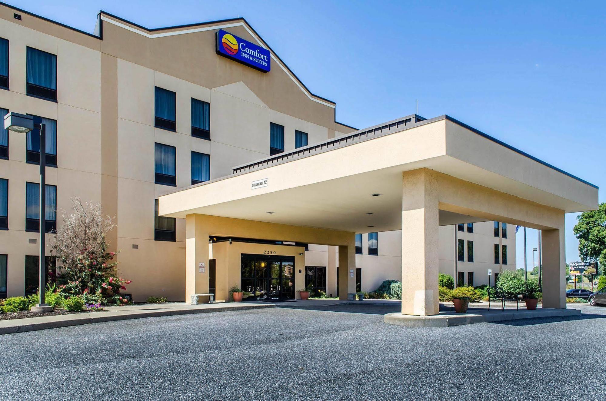 Comfort Inn & Suites Йорк Экстерьер фото