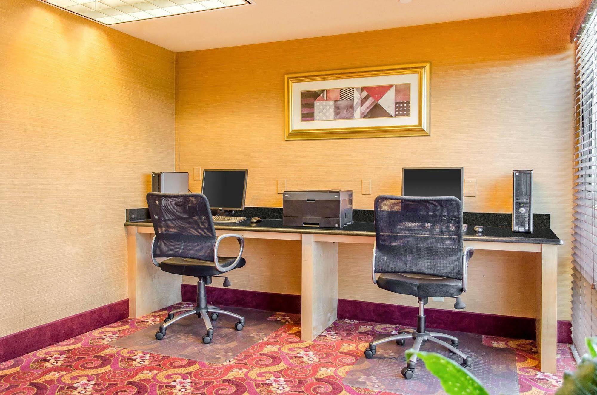 Comfort Inn & Suites Йорк Экстерьер фото